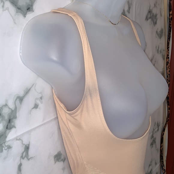 S LADY LUXE UNDER BUST SHAPER STAR BY SPANX - Picture 6 of 16